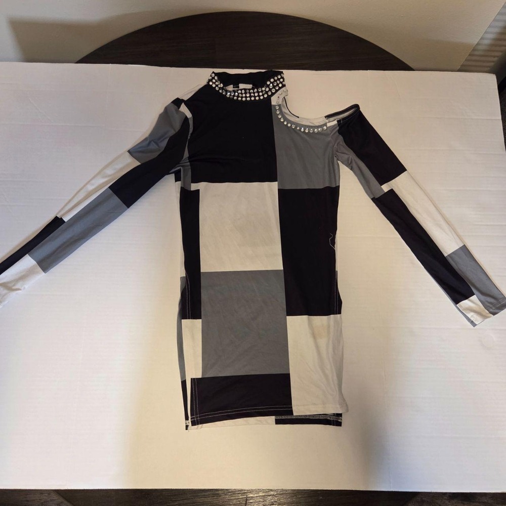 ChicMe Colorblock Rhinestone Cold Shoulder Mini Dress Black Grey White Medium